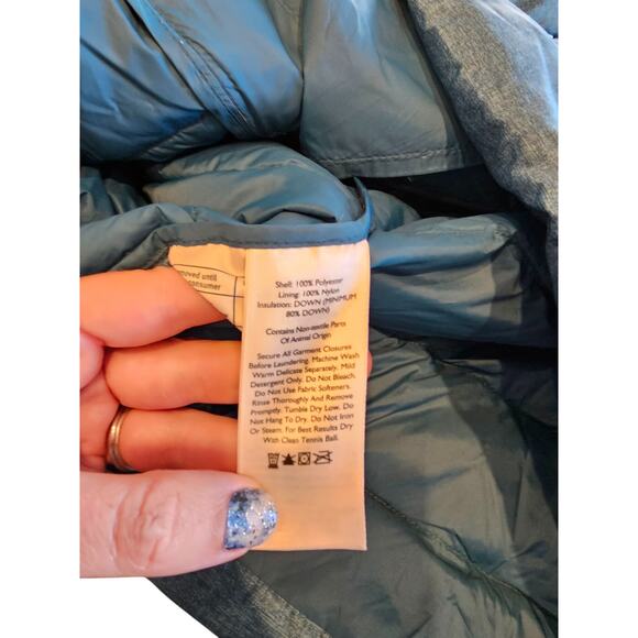 Eddie Bauer Blue Puffer Vest - Picture 4 of 5